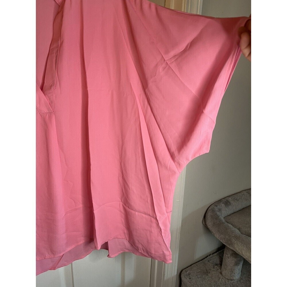 Women’s Pink V-Neck Batwing Sleeve Blouse Size 2X NWOT - Picture 3 of 9